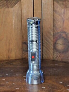 Ever Ready Retro Metal Flashlight - Chrome Finish